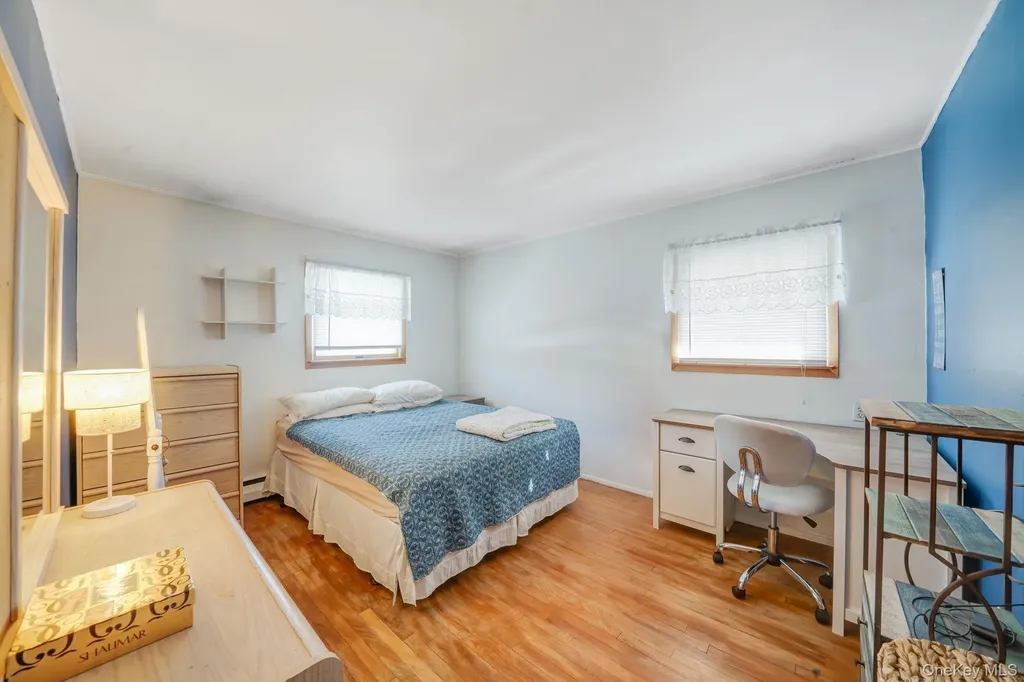 24 Kings Park Road Commack NY 11725