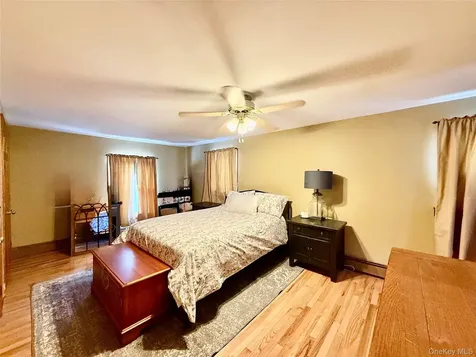 912-918 Hollow Road Clinton Corners NY 12514