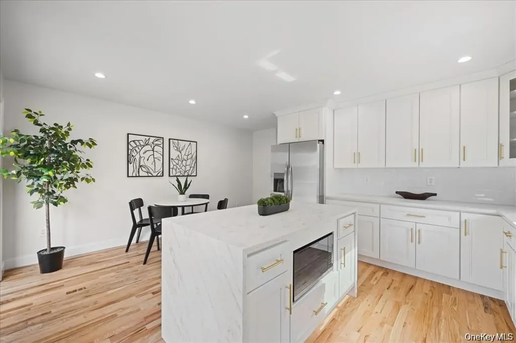 101 Thurton Place Yonkers NY 10704
