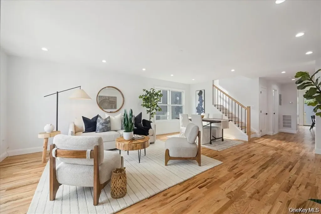 101 Thurton Place Yonkers NY 10704