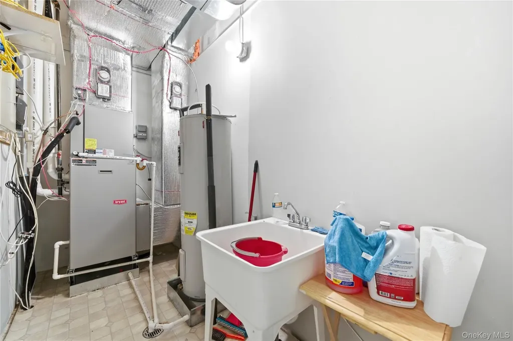 55 2nd Avenue Brentwood NY 11717