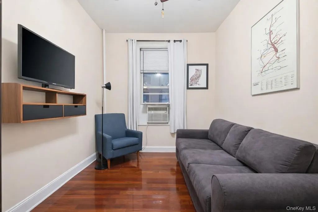 1840 21st Drive Astoria NY 11105