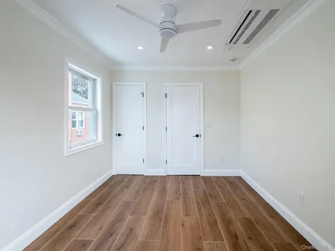 6961 180th Street Fresh Meadows NY 11365