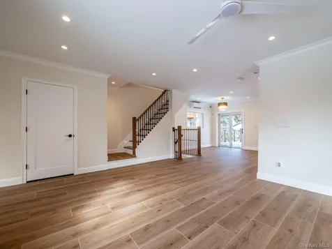 6961 180th Street Fresh Meadows NY 11365