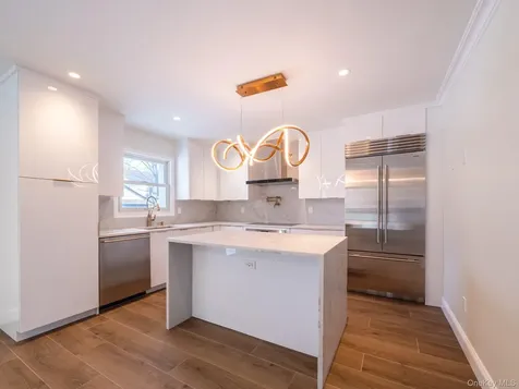6961 180th Street Fresh Meadows NY 11365