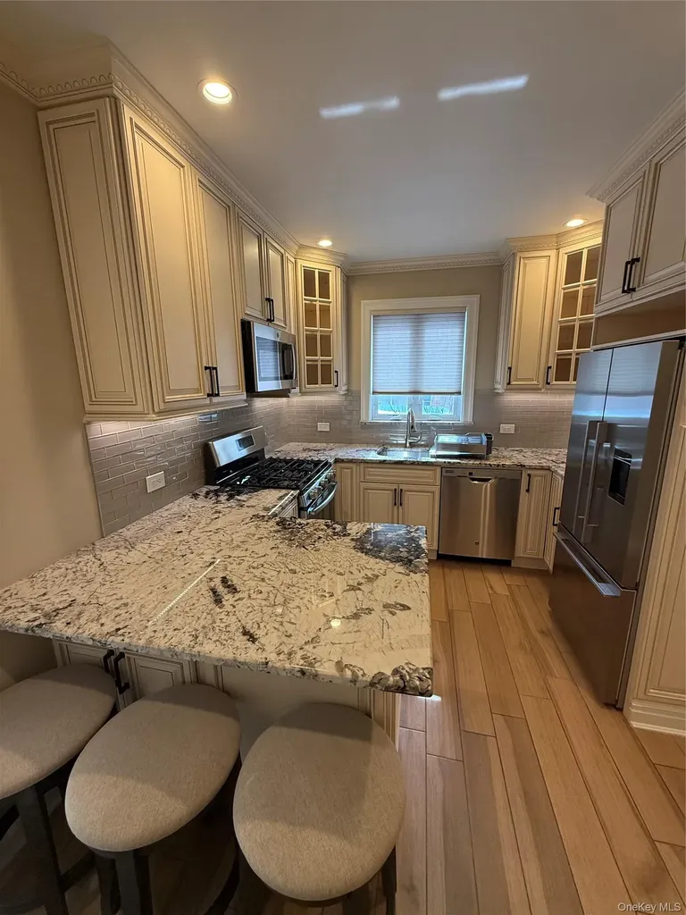 78-68 84th Street Glendale NY 11385