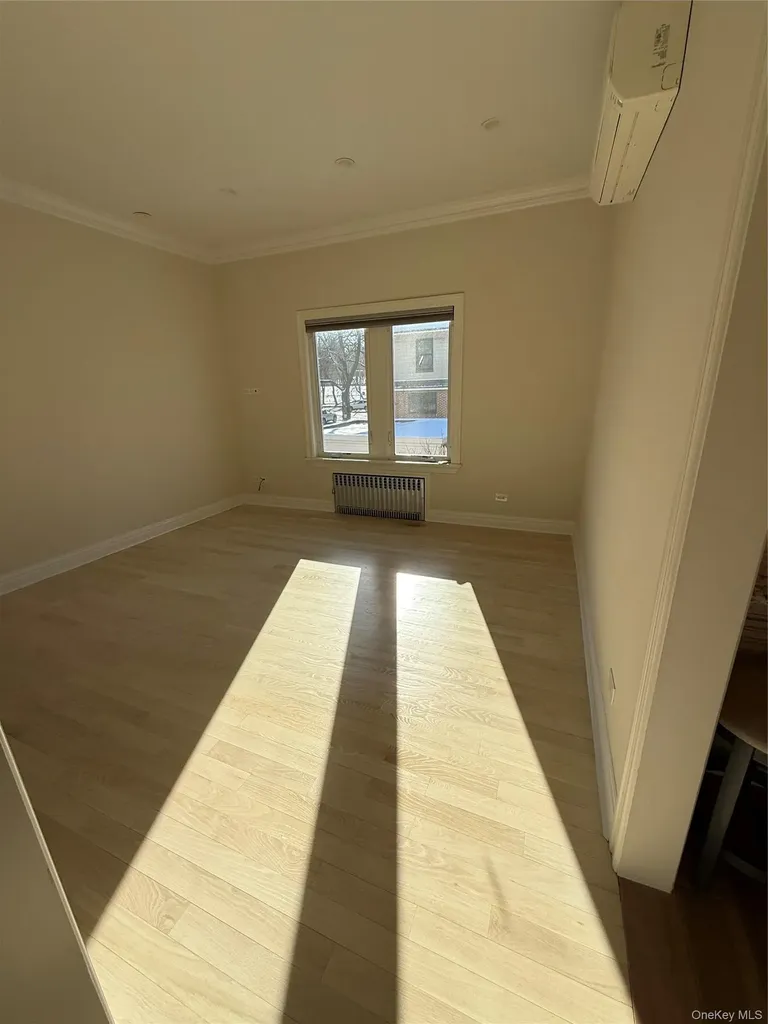 78-68 84th Street Glendale NY 11385