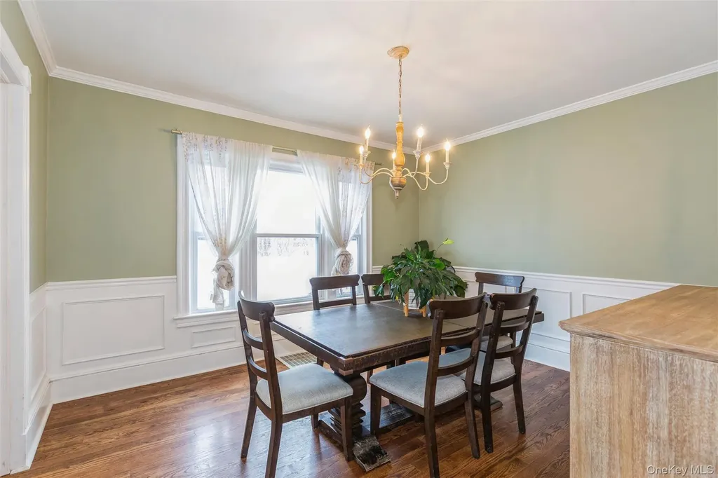 123 Carman Street Patchogue NY 11772