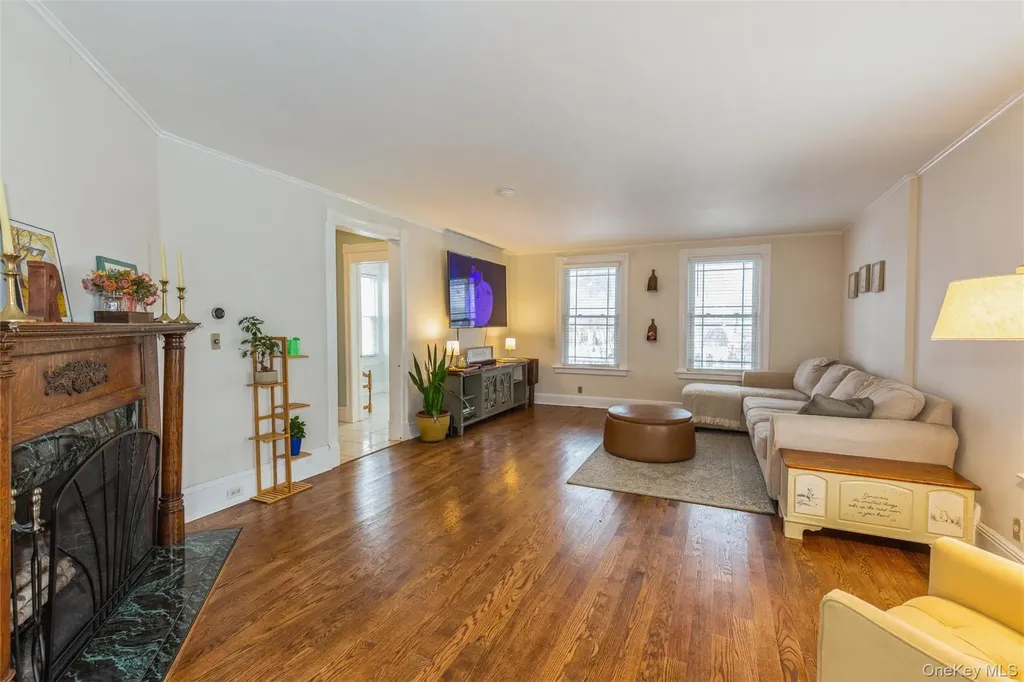 123 Carman Street Patchogue NY 11772