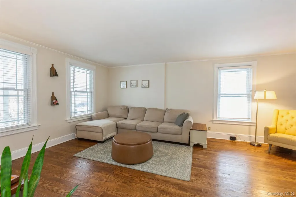 123 Carman Street Patchogue NY 11772