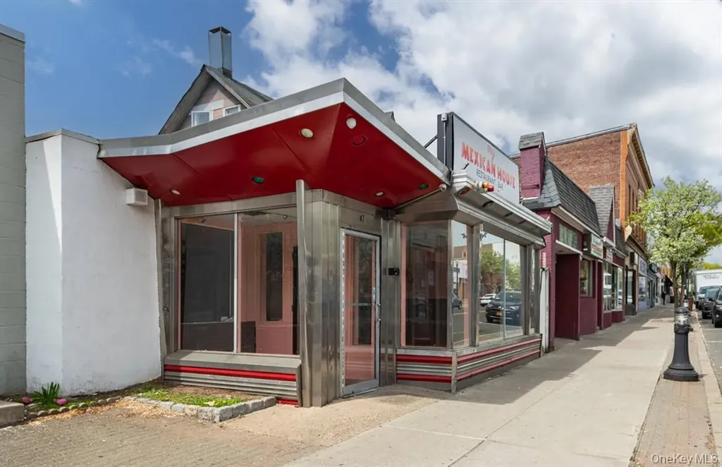 41 Lafayette Avenue Suffern NY 10901
