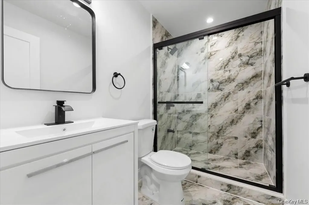 93 Thurton Place Yonkers NY 10704