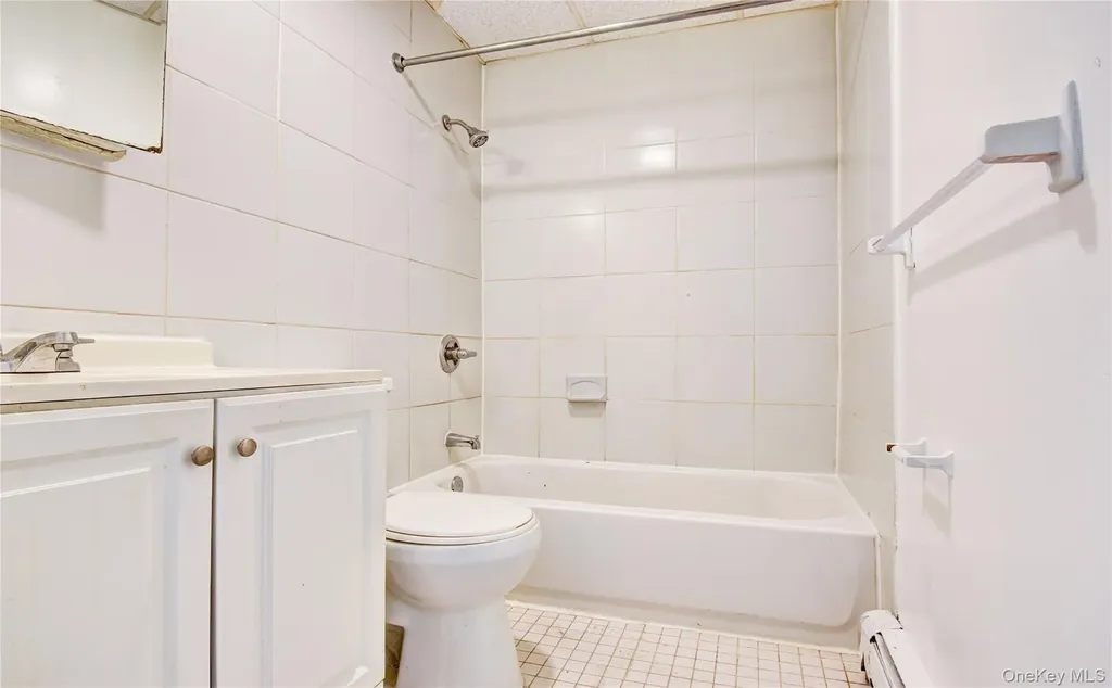19 Gerald Drive Poughkeepsie NY 12601