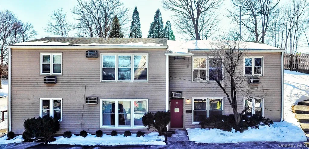 19 Gerald Drive Poughkeepsie NY 12601