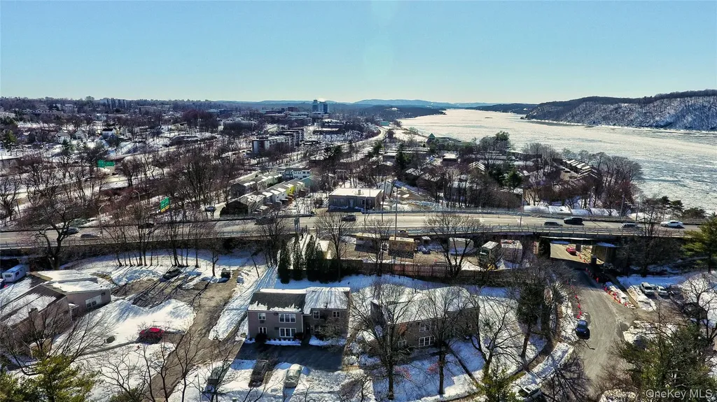 19 Gerald Drive Poughkeepsie NY 12601
