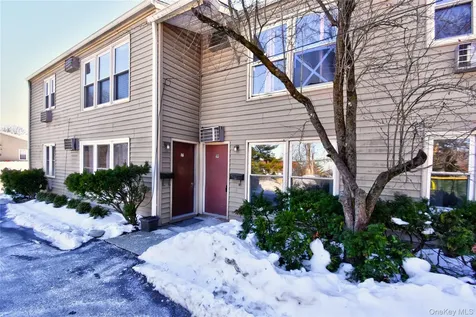 19 Gerald Drive Poughkeepsie NY 12601
