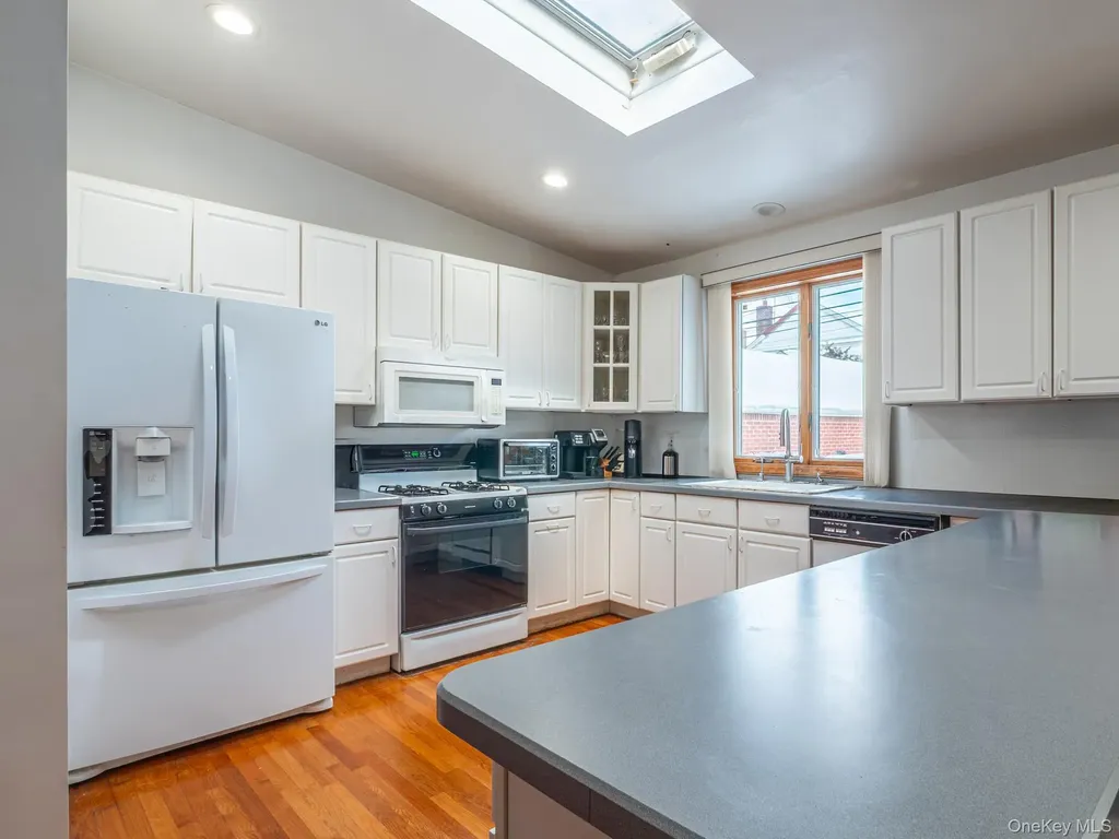 7531 179th Street Fresh Meadows NY 11366