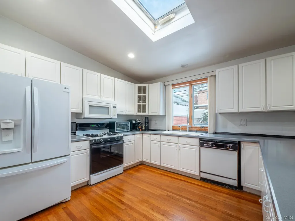 7531 179th Street Fresh Meadows NY 11366