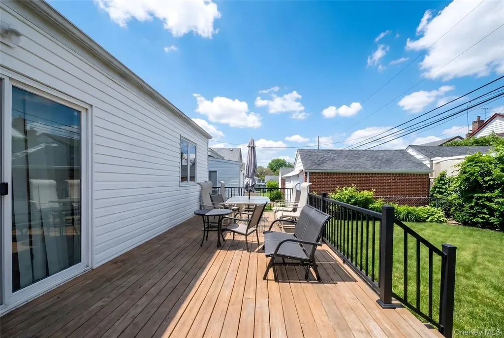 7531 179th Street Fresh Meadows NY 11366