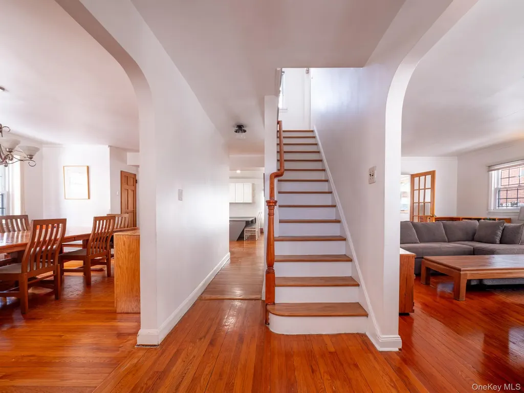 7531 179th Street Fresh Meadows NY 11366