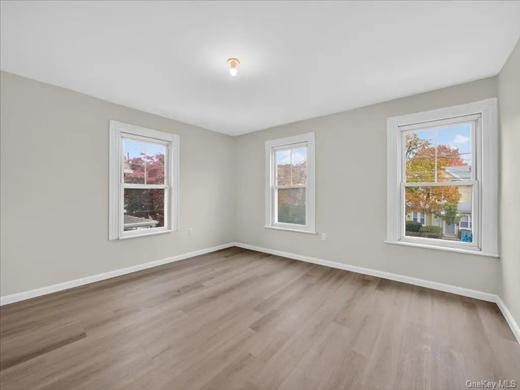 17 Maple Avenue W Suffern NY 10901