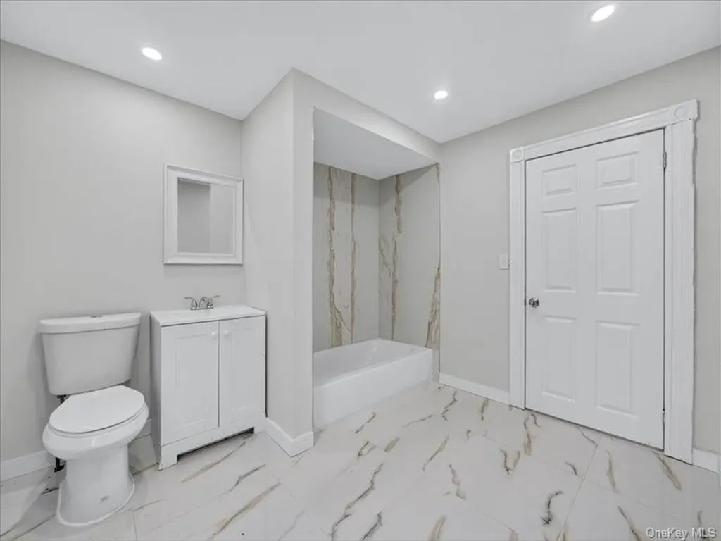 17 Maple Avenue W Suffern NY 10901