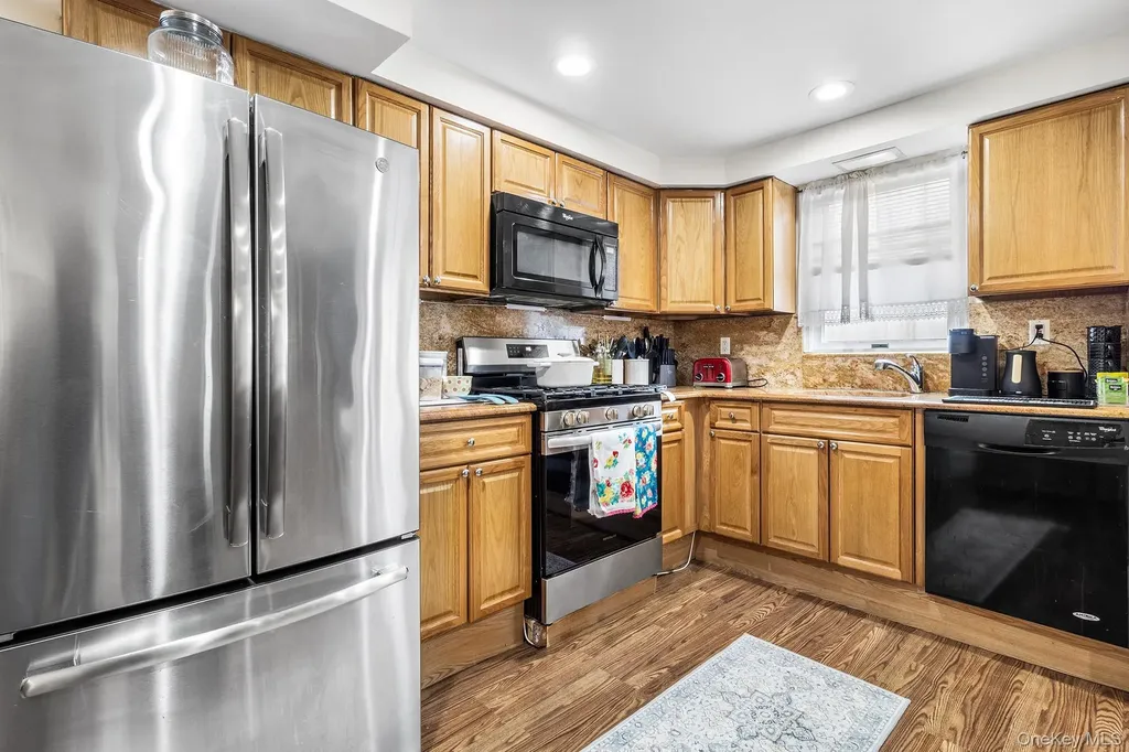 19 Midland Boulevard Ronkonkoma NY 11779