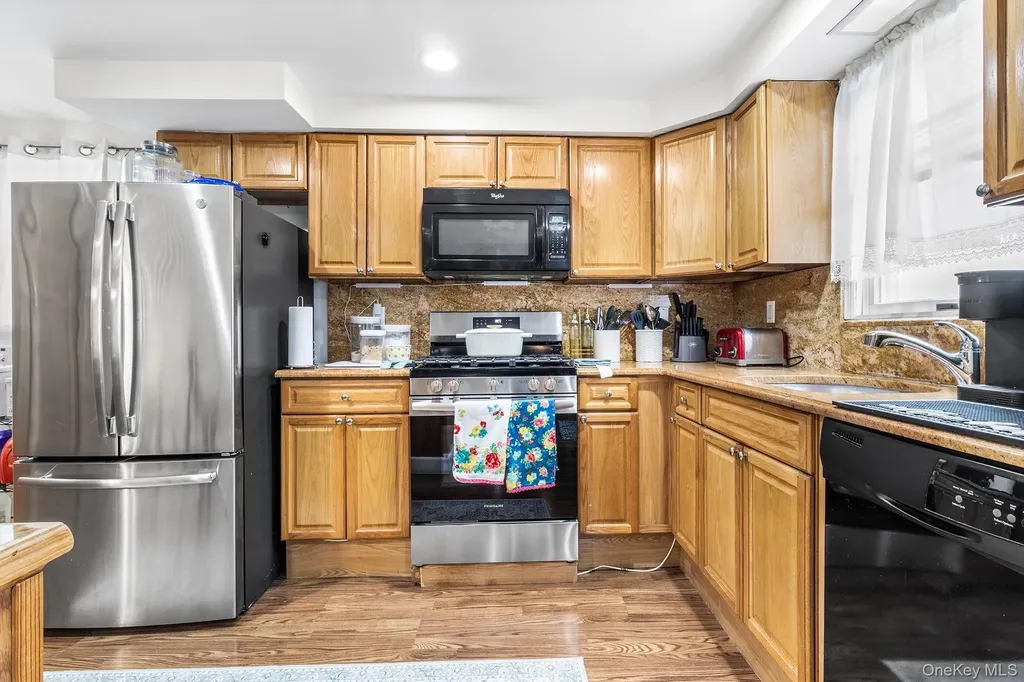 19 Midland Boulevard Ronkonkoma NY 11779