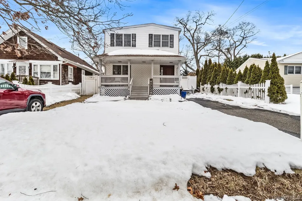 19 Midland Boulevard Ronkonkoma NY 11779