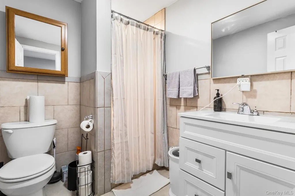 19 Midland Boulevard Ronkonkoma NY 11779