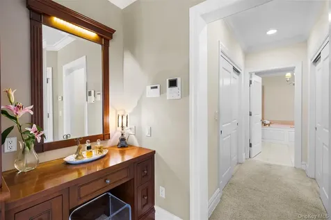 12 Rivers Edge Drive Tarrytown NY 10591