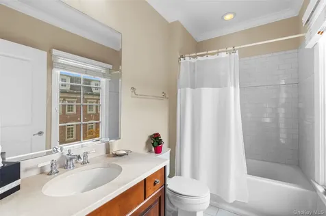 12 Rivers Edge Drive Tarrytown NY 10591