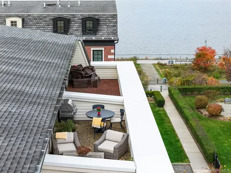 12 Rivers Edge Drive Tarrytown NY 10591
