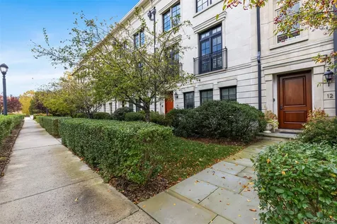 12 Rivers Edge Drive Tarrytown NY 10591