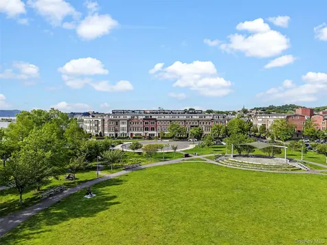12 Rivers Edge Drive Tarrytown NY 10591