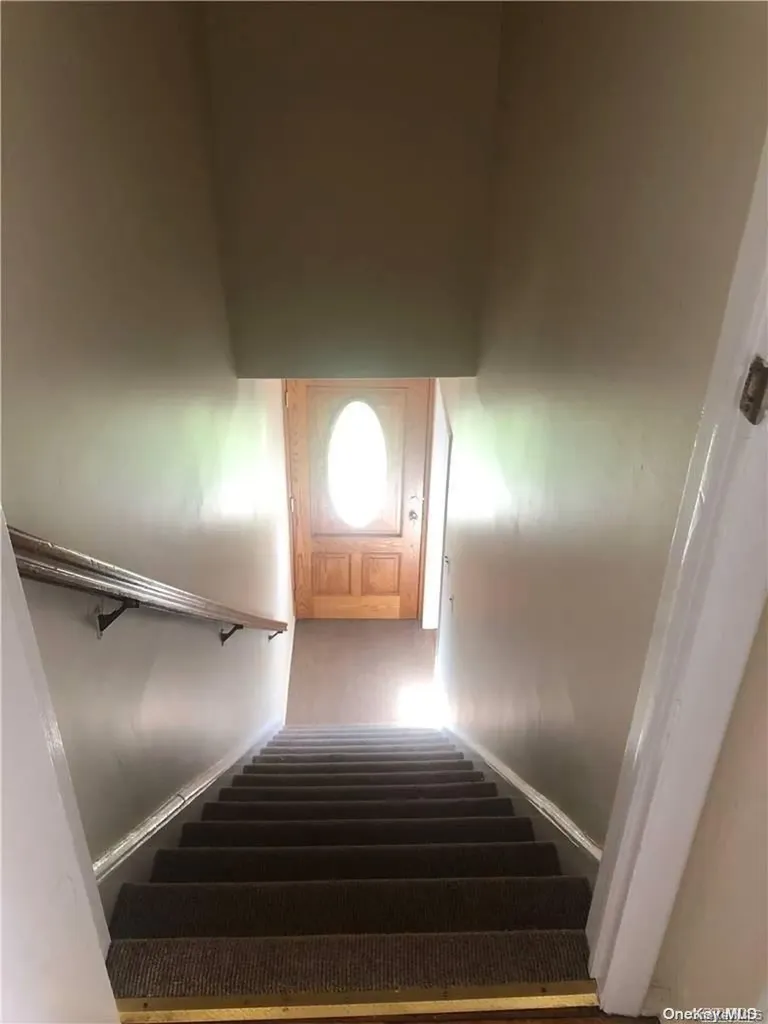 220 Pershing Parkway Mineola NY 11501