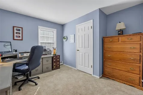 251 Vineyard Road Huntington Bay NY 11743