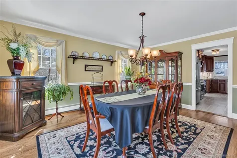 251 Vineyard Road Huntington Bay NY 11743