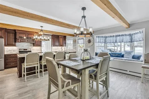251 Vineyard Road Huntington Bay NY 11743