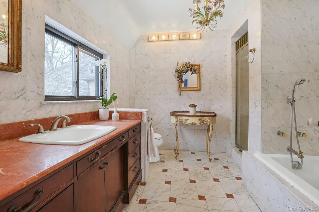66 Mamaroneck Road Scarsdale NY 10583