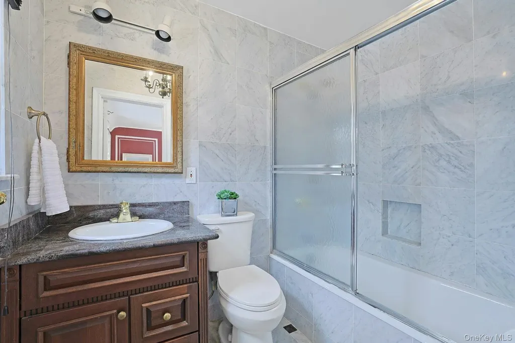 66 Mamaroneck Road Scarsdale NY 10583