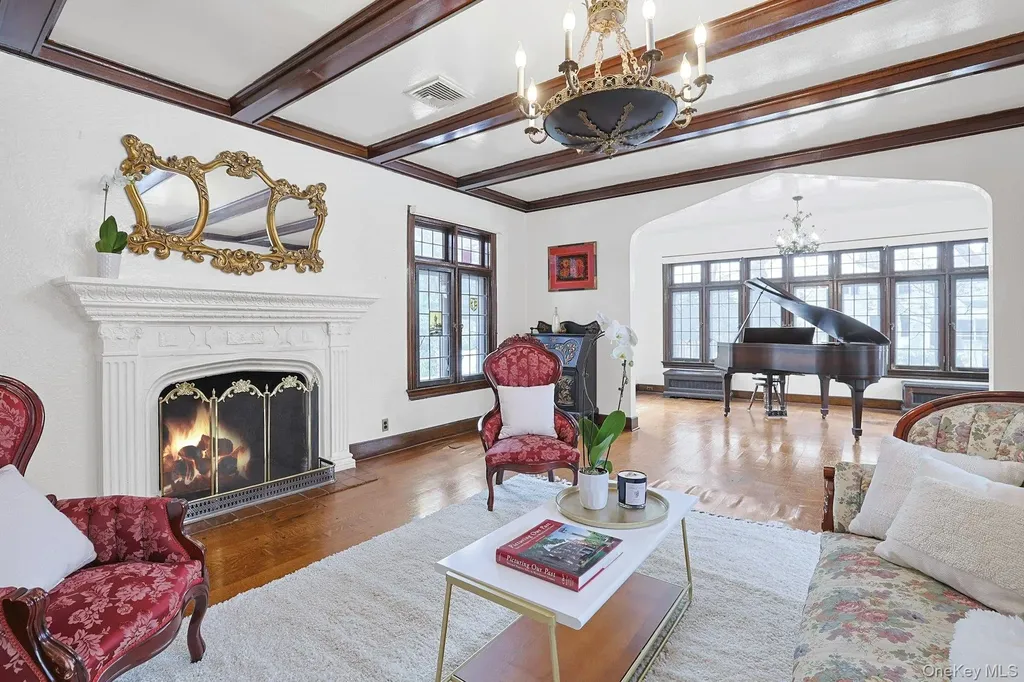 66 Mamaroneck Road Scarsdale NY 10583