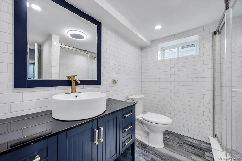 225 Farhan Lane North Babylon NY 11703