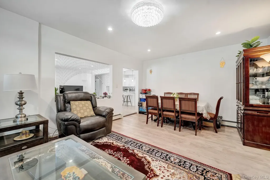 125 Hamlet Road Levittown NY 11756
