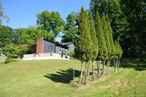 108 Flower Hill Kingston NY 12401