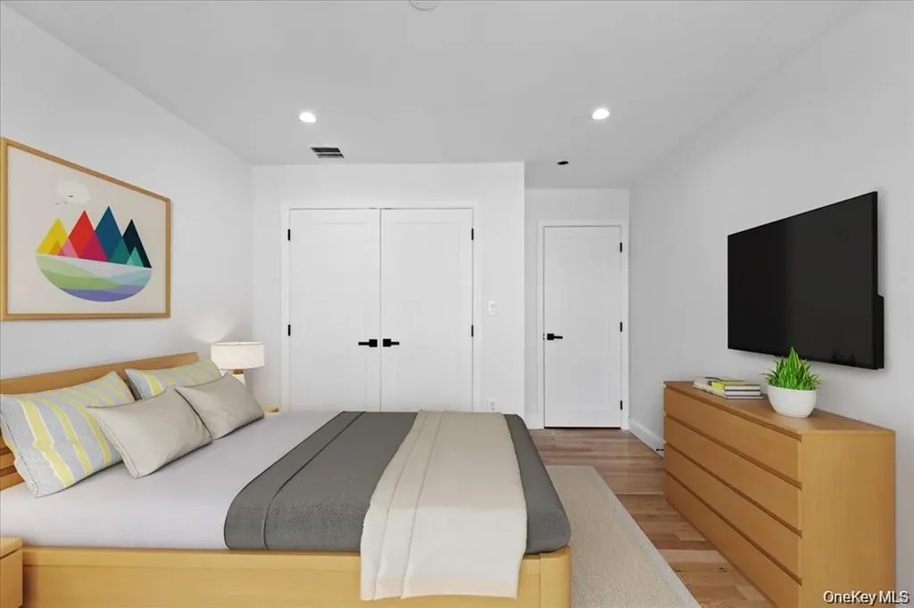 99 Thurton Place Yonkers NY 10704