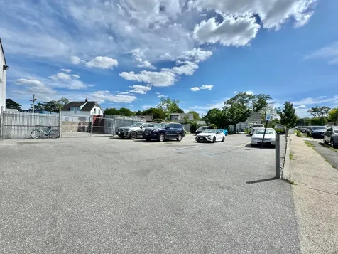 926 Nassau Road Uniondale NY 11553