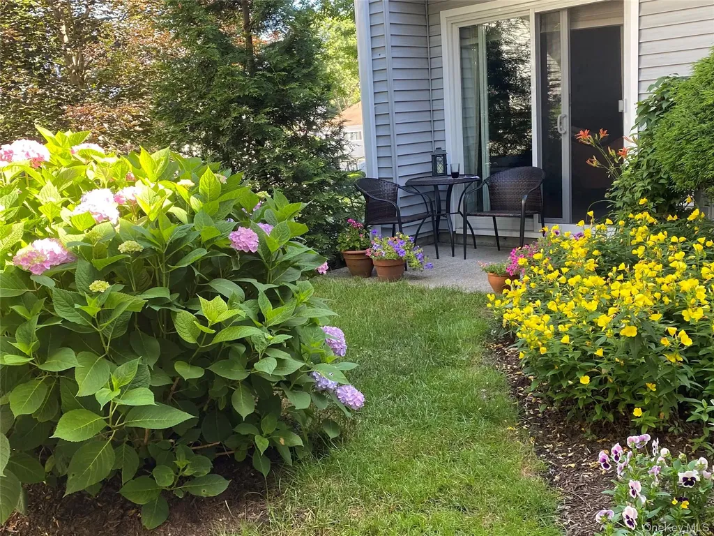 208 Harris Road Bedford Hills NY 10507