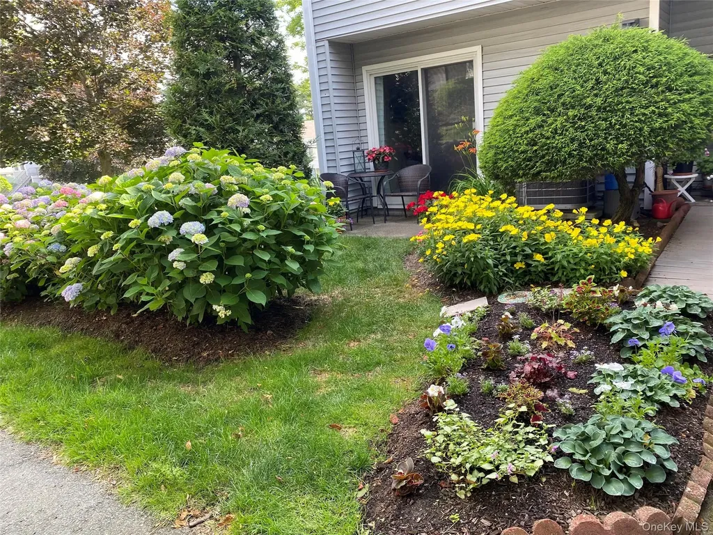 208 Harris Road Bedford Hills NY 10507