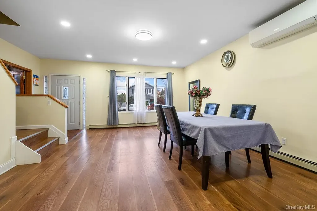 2741 Anthony Avenue Bellmore NY 11710